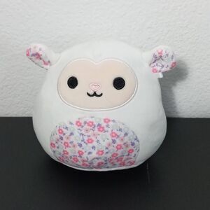 Squishmallows Sofie Lamb KellyToy Farm Squad White Floral Belly 5" EUC